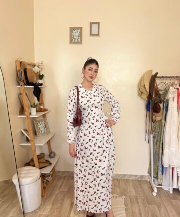 Robe Cerise – Le modèle le plus demandé de la saison !